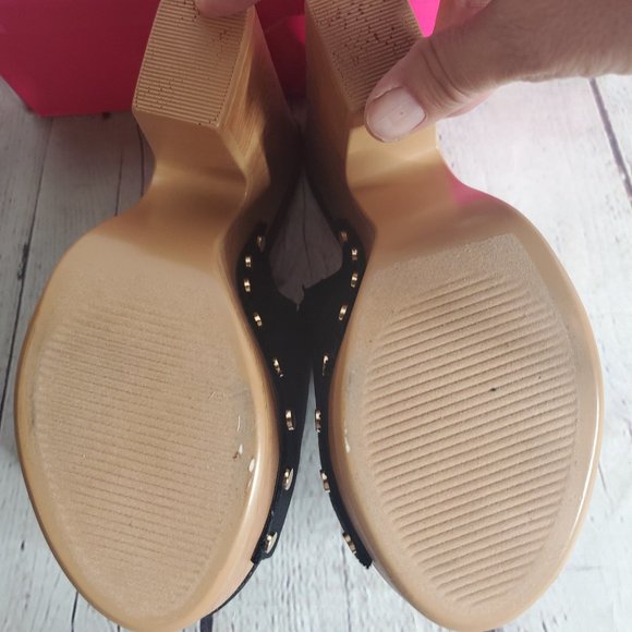 Shoe Dazzle Tarena Studded Platform Sandal - Picture 15 of 16